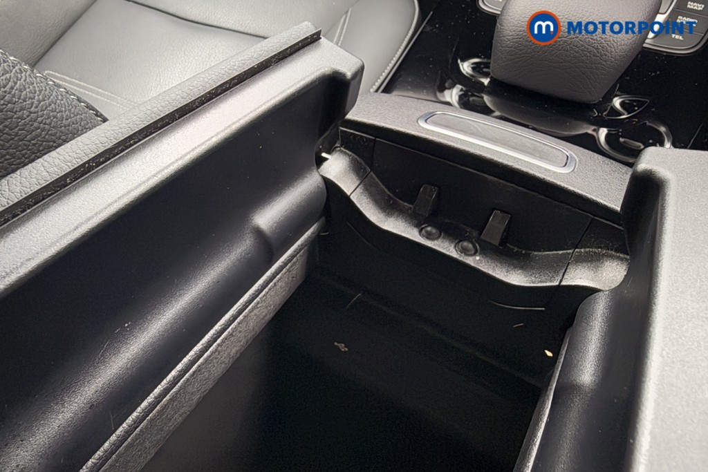 Mercedes-Benz CLA Amg Line Automatic Petrol Estate - Stock Number (1604971) - 17th supplementary image