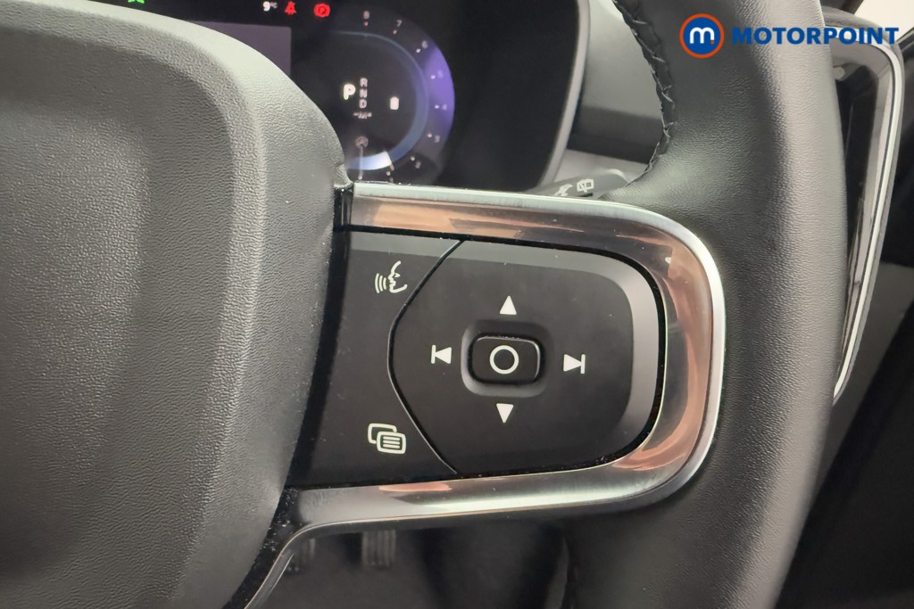 Volvo Xc40 Core Automatic Petrol SUV - Stock Number (1605495) - 5th supplementary image