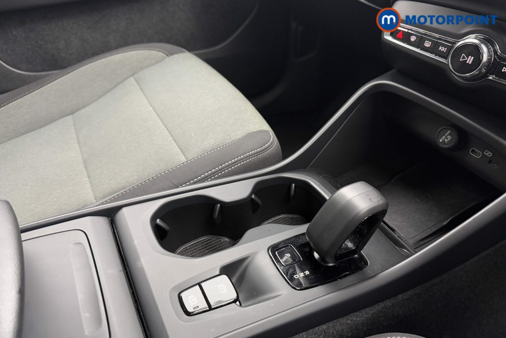 Volvo Xc40 Core Automatic Petrol SUV - Stock Number (1605495) - 12th supplementary image