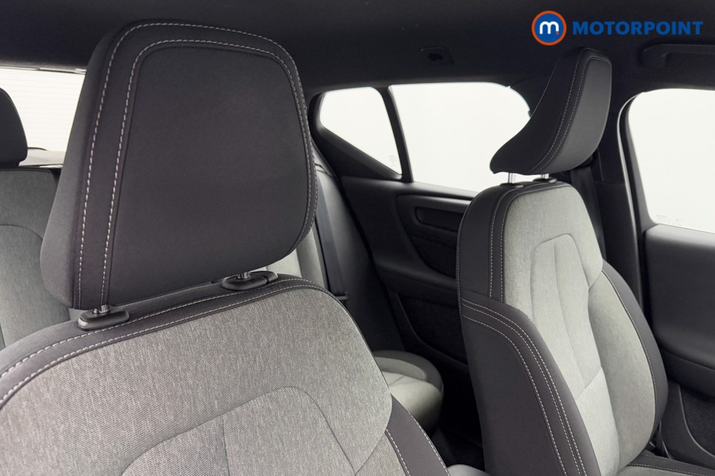 Volvo Xc40 Core Automatic Petrol SUV - Stock Number (1605495) - 19th supplementary image