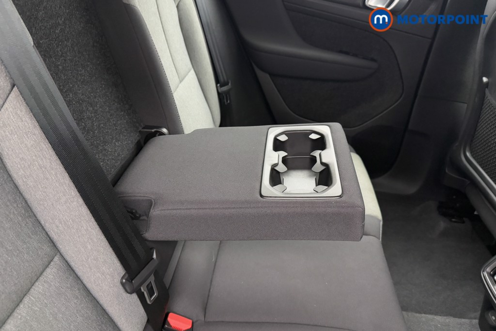 Volvo Xc40 Core Automatic Petrol SUV - Stock Number (1605495) - 22nd supplementary image