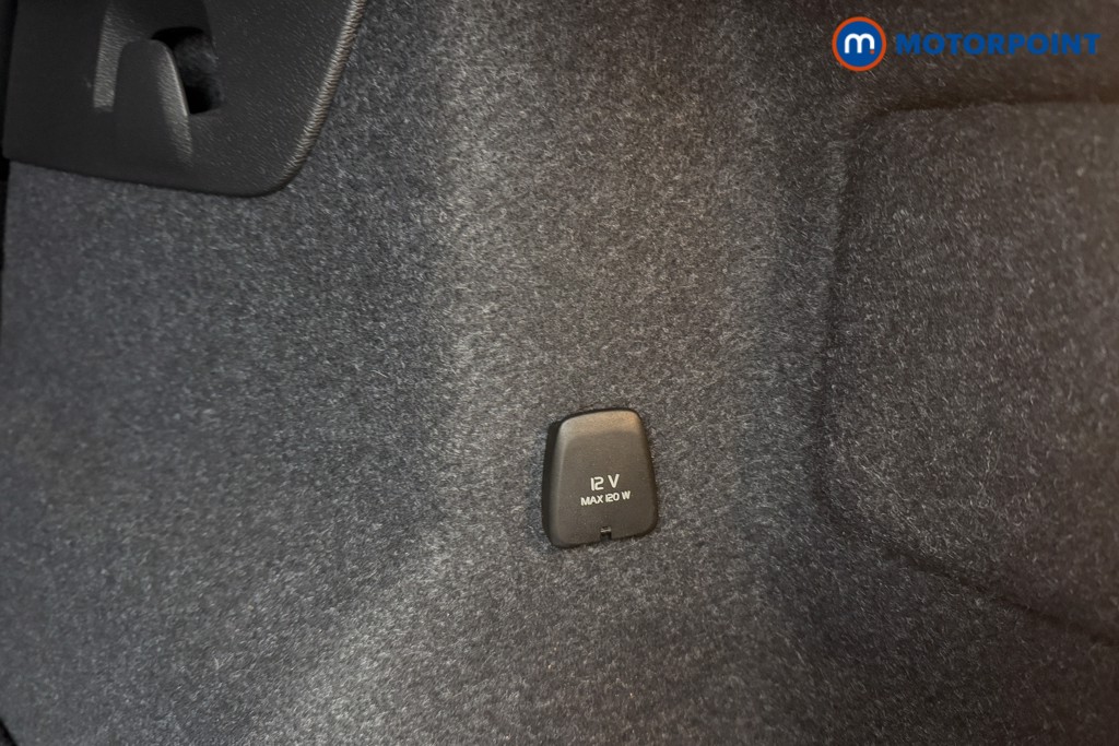 Volvo Xc40 Core Automatic Petrol SUV - Stock Number (1605495) - 25th supplementary image