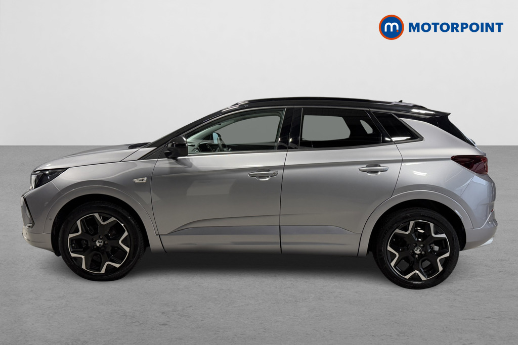 Vauxhall Grandland Ultimate Automatic Petrol SUV - Stock Number (1605565) - Passenger side