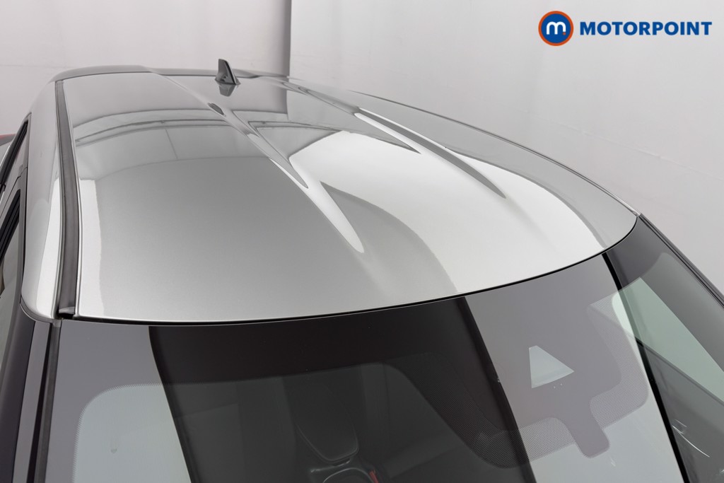 Nissan Juke Tekna Automatic Petrol-Electric Hybrid SUV - Stock Number (1605633) - 33rd supplementary image