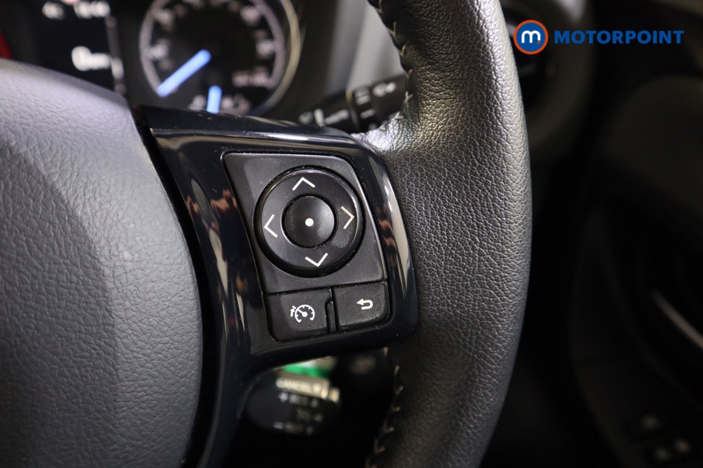 Toyota Yaris Icon Tech Manual Petrol Hatchback - Stock Number (1605800) - 4th supplementary image