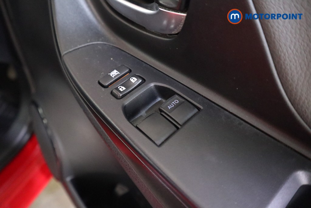 Toyota Yaris Icon Tech Manual Petrol Hatchback - Stock Number (1605800) - 11th supplementary image