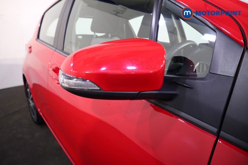 Toyota Yaris Icon Tech Manual Petrol Hatchback - Stock Number (1605800) - 25th supplementary image