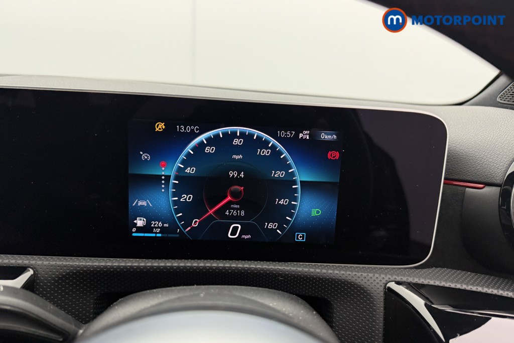 Mercedes-Benz A Class Amg Line Manual Petrol Saloon - Stock Number (1606248) - 5th supplementary image