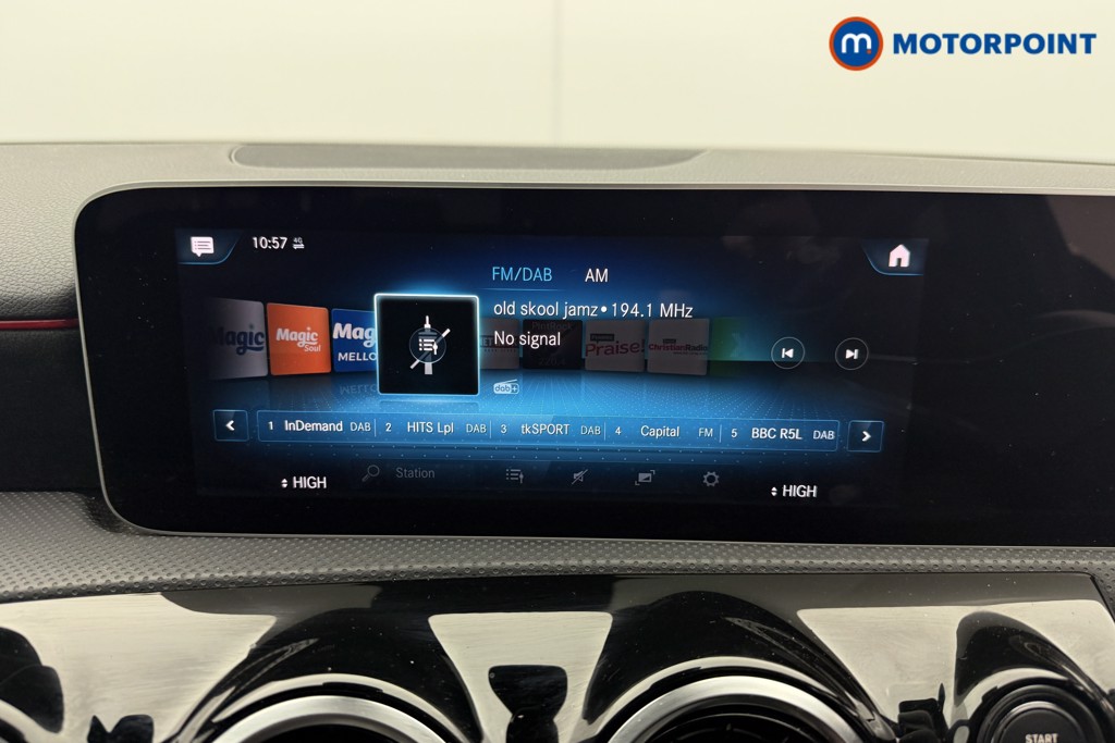 Mercedes-Benz A Class Amg Line Manual Petrol Saloon - Stock Number (1606248) - 6th supplementary image