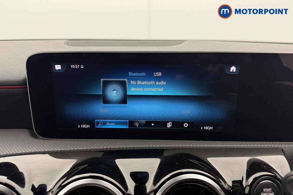 Mercedes-Benz A Class Amg Line Manual Petrol Saloon - Stock Number (1606248) - 7th supplementary image