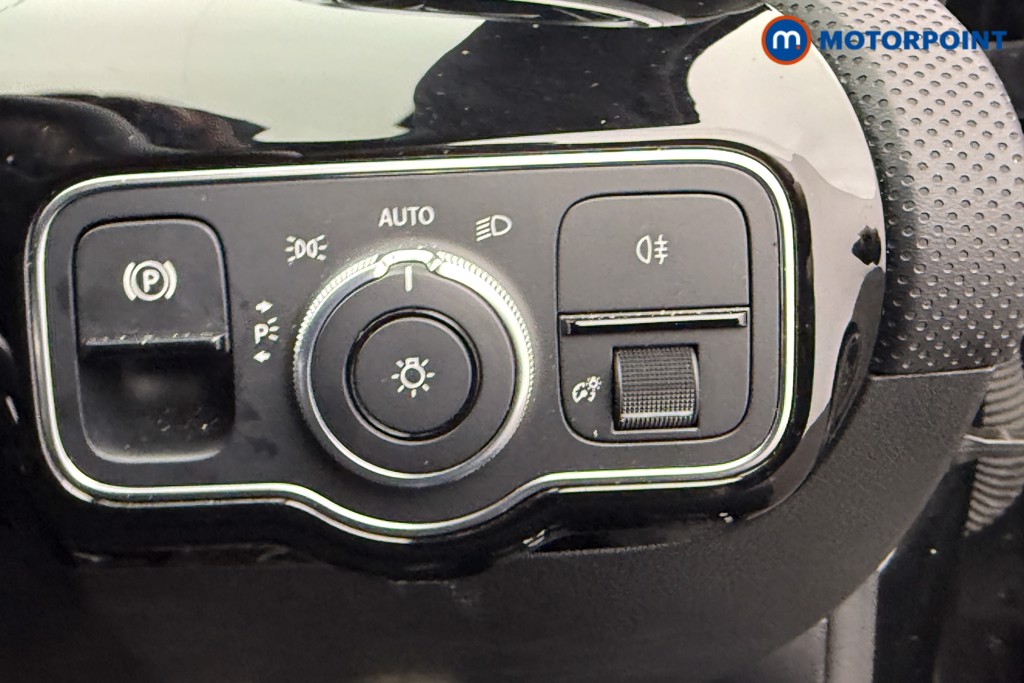 Mercedes-Benz A Class Amg Line Manual Petrol Saloon - Stock Number (1606248) - 16th supplementary image