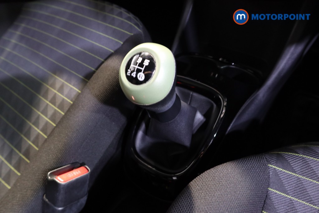 Peugeot 108 Collection Manual Petrol Hatchback - Stock Number (1606359) - 8th supplementary image