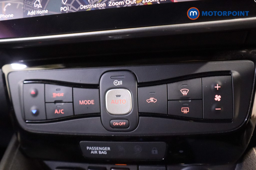 Nissan Leaf Tekna Automatic Electric Hatchback - Stock Number (1606935) - 5th supplementary image