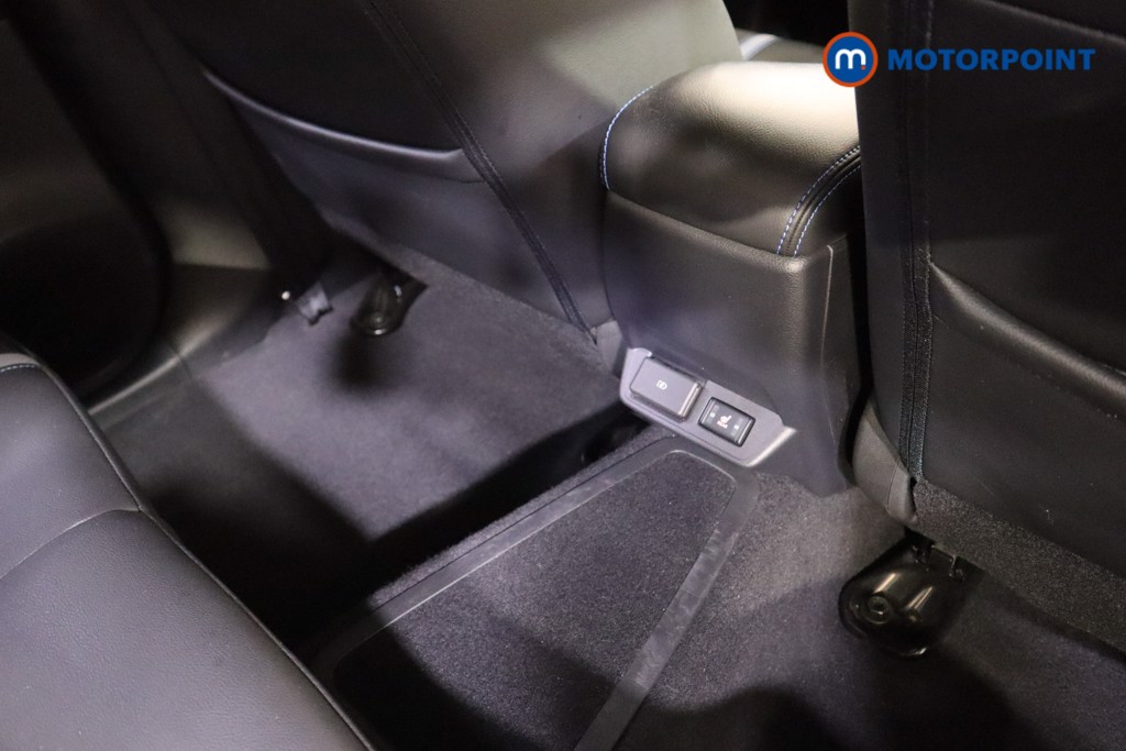 Nissan Leaf Tekna Automatic Electric Hatchback - Stock Number (1606935) - 20th supplementary image