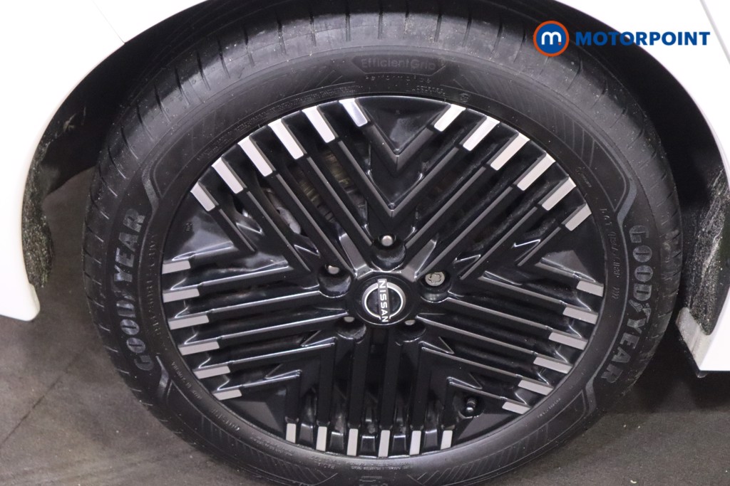 Nissan Leaf Tekna Automatic Electric Hatchback - Stock Number (1606935) - 22nd supplementary image