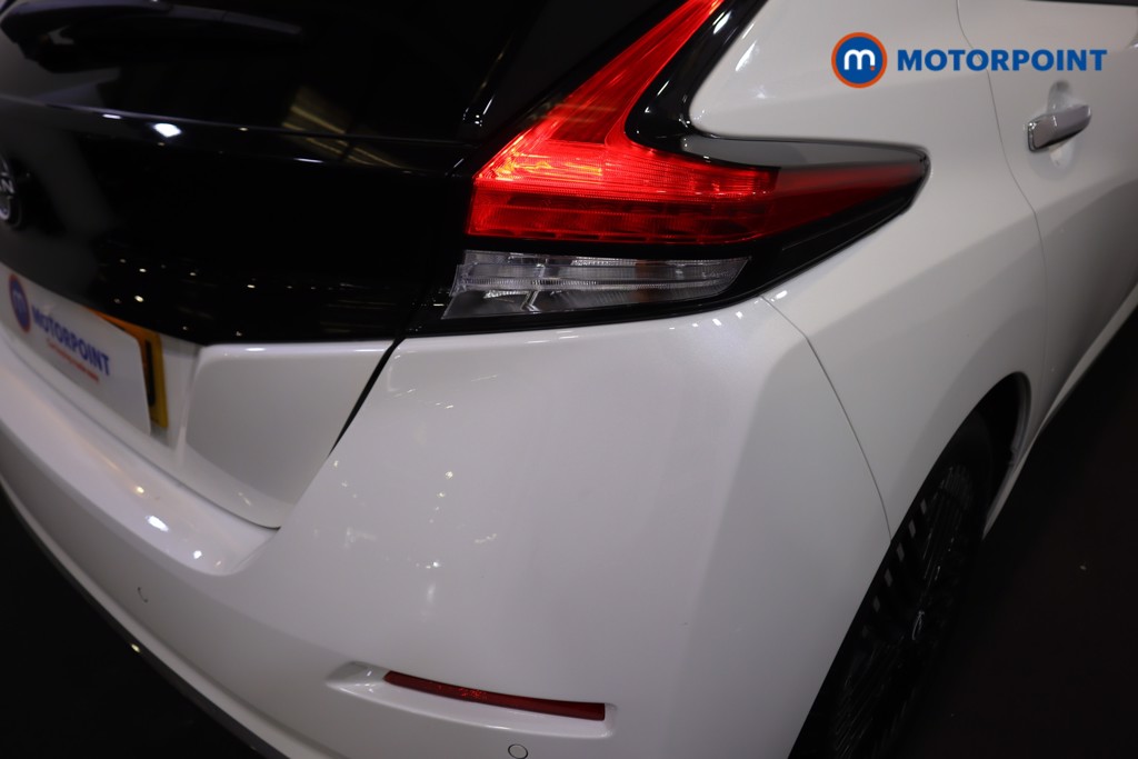Nissan Leaf Tekna Automatic Electric Hatchback - Stock Number (1606935) - 27th supplementary image