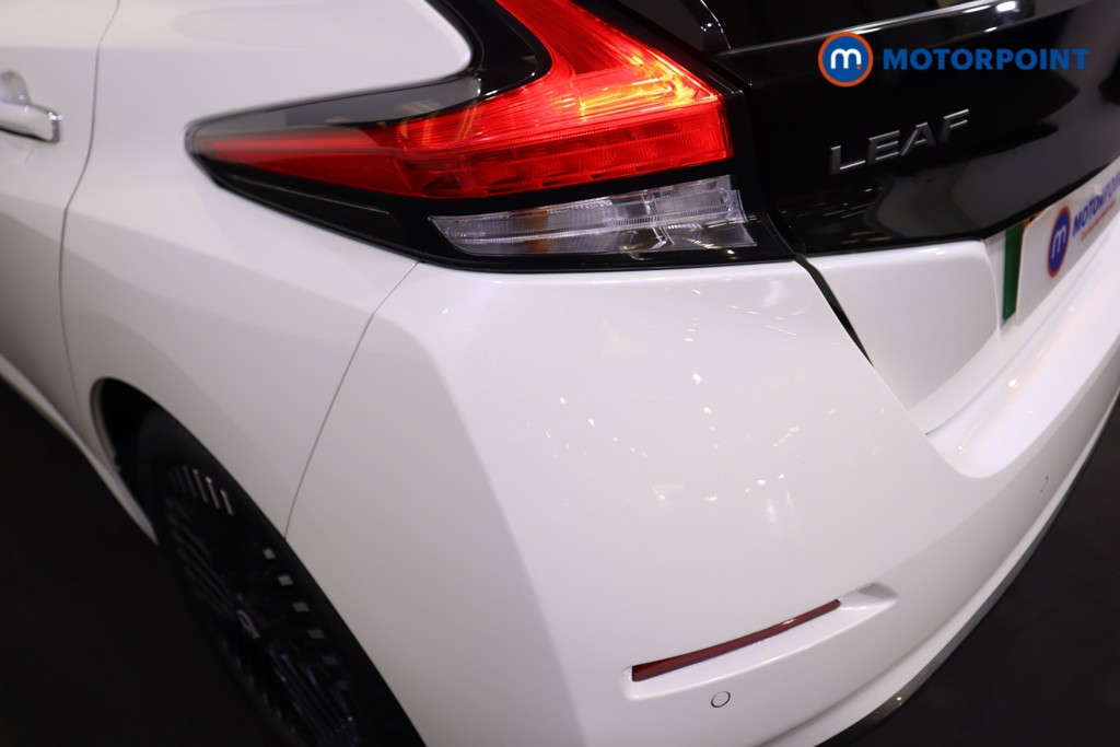 Nissan Leaf Tekna Automatic Electric Hatchback - Stock Number (1606935) - 29th supplementary image