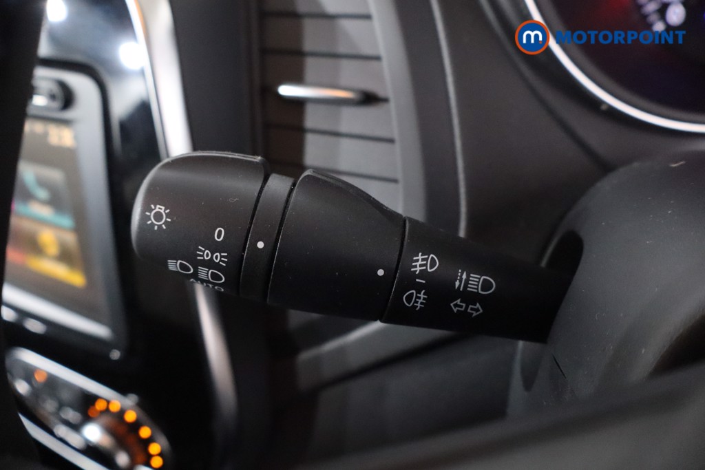 Renault Captur Iconic Manual Petrol SUV - Stock Number (1607254) - 14th supplementary image