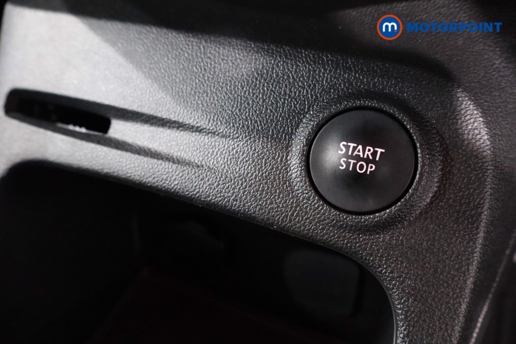 Renault Captur Iconic Manual Petrol SUV - Stock Number (1607254) - 21st supplementary image