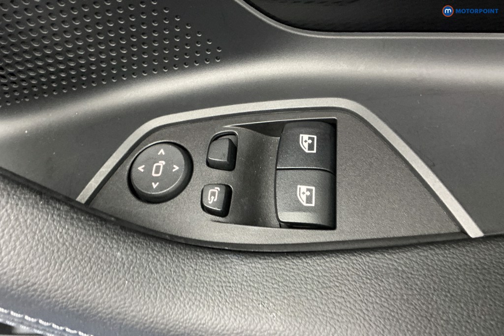 BMW M2 M2 Automatic Petrol Coupe - Stock Number (1607298) - 35th supplementary image