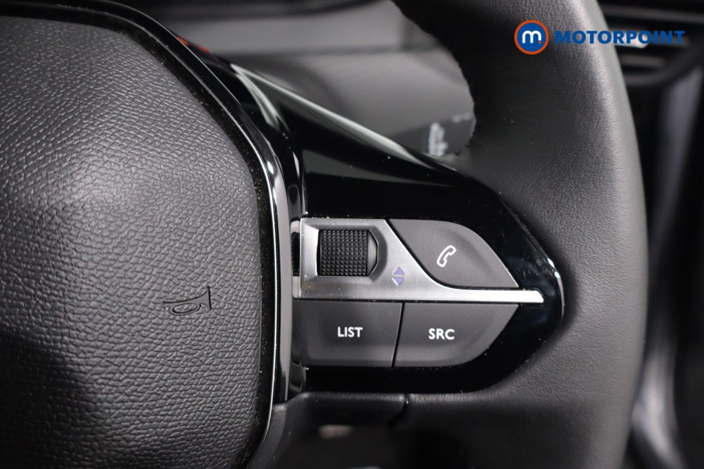 Peugeot 2008 Allure Manual Petrol SUV - Stock Number (1607347) - 8th supplementary image