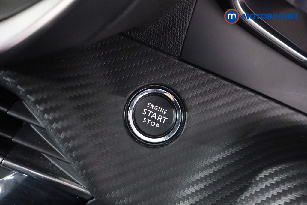 Peugeot 2008 Allure Manual Petrol SUV - Stock Number (1607347) - 17th supplementary image