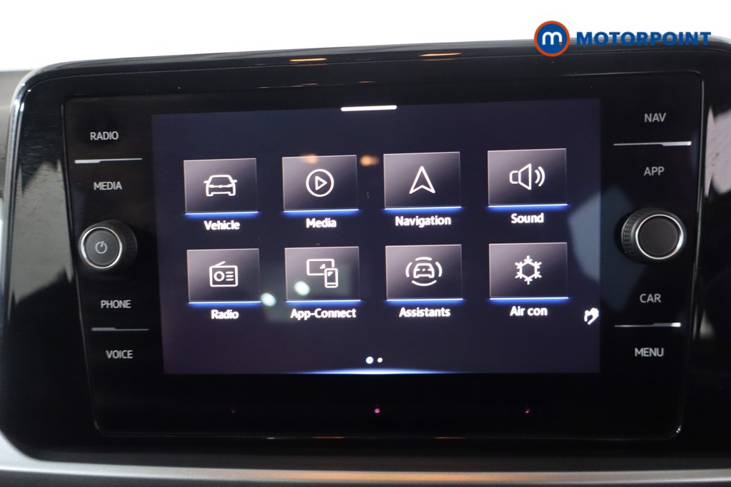 Volkswagen T-Roc Life Automatic Petrol SUV - Stock Number (1607460) - 2nd supplementary image