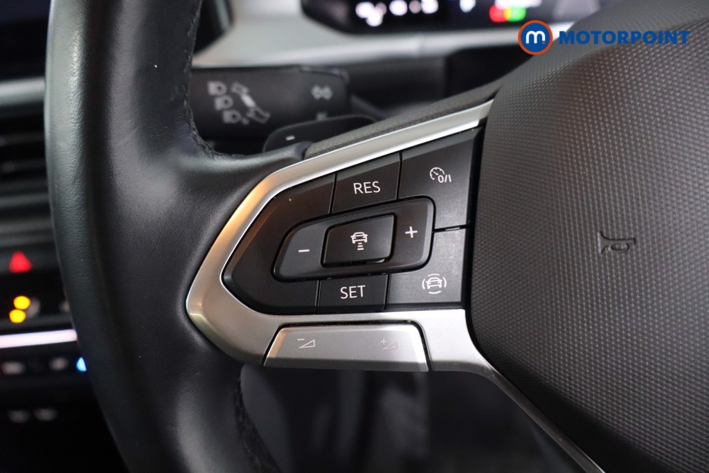 Volkswagen T-Roc Life Automatic Petrol SUV - Stock Number (1607460) - 7th supplementary image