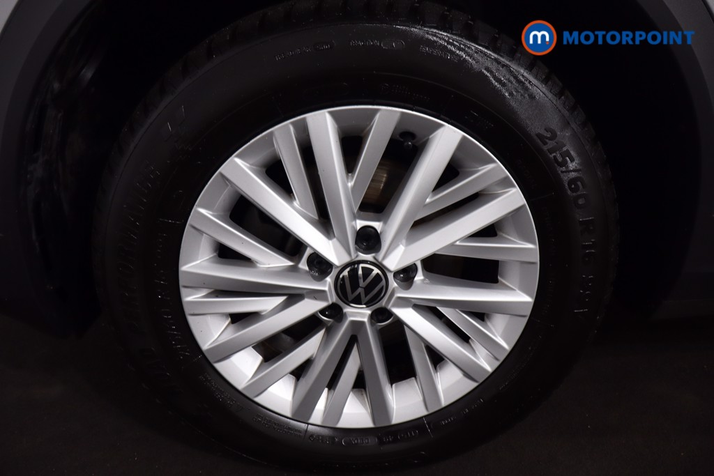 Volkswagen T-Roc Life Automatic Petrol SUV - Stock Number (1607460) - 11th supplementary image