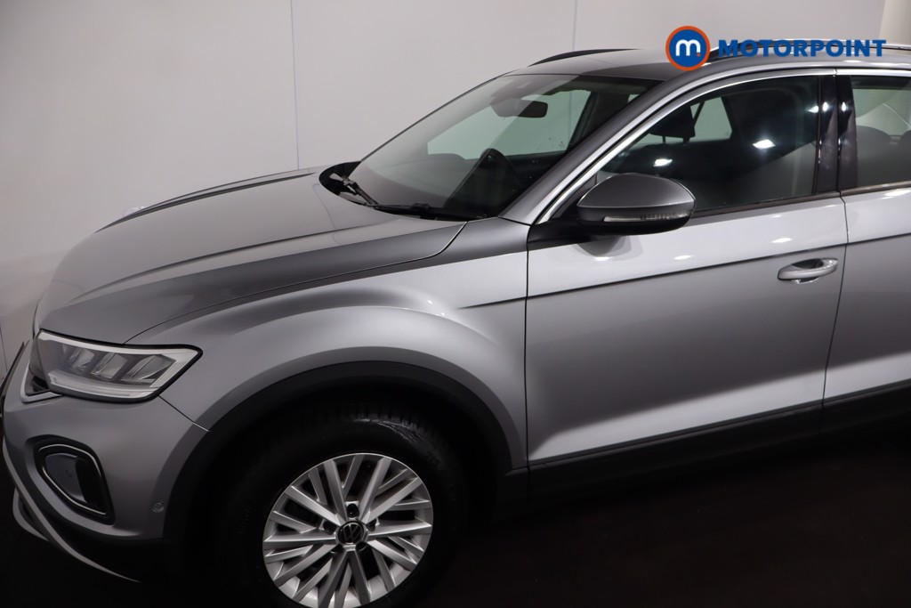 Volkswagen T-Roc Life Automatic Petrol SUV - Stock Number (1607460) - 26th supplementary image