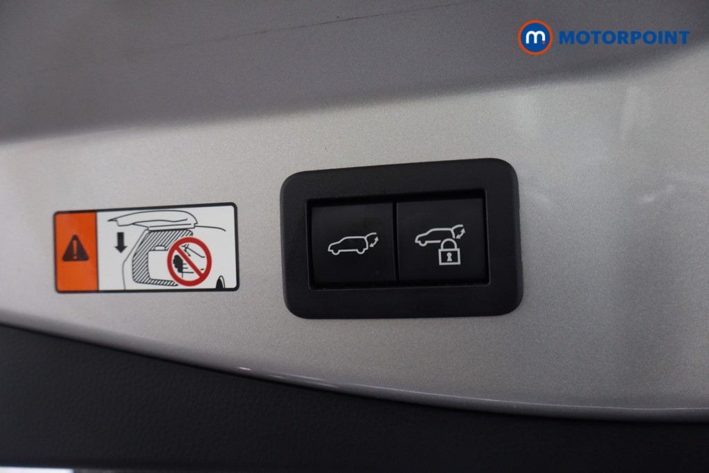 Toyota C-Hr Design Automatic Petrol-Electric Hybrid SUV - Stock Number (1607516) - 36th supplementary image