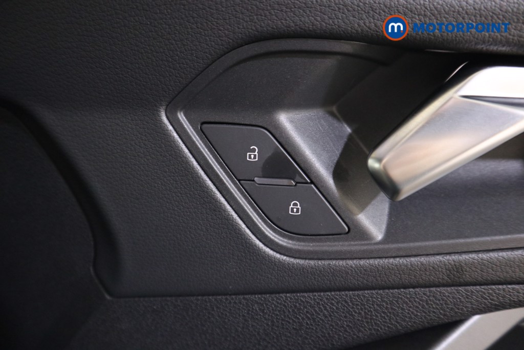 Audi Q3 S Line Automatic Petrol SUV - Stock Number (1607569) - 12th supplementary image