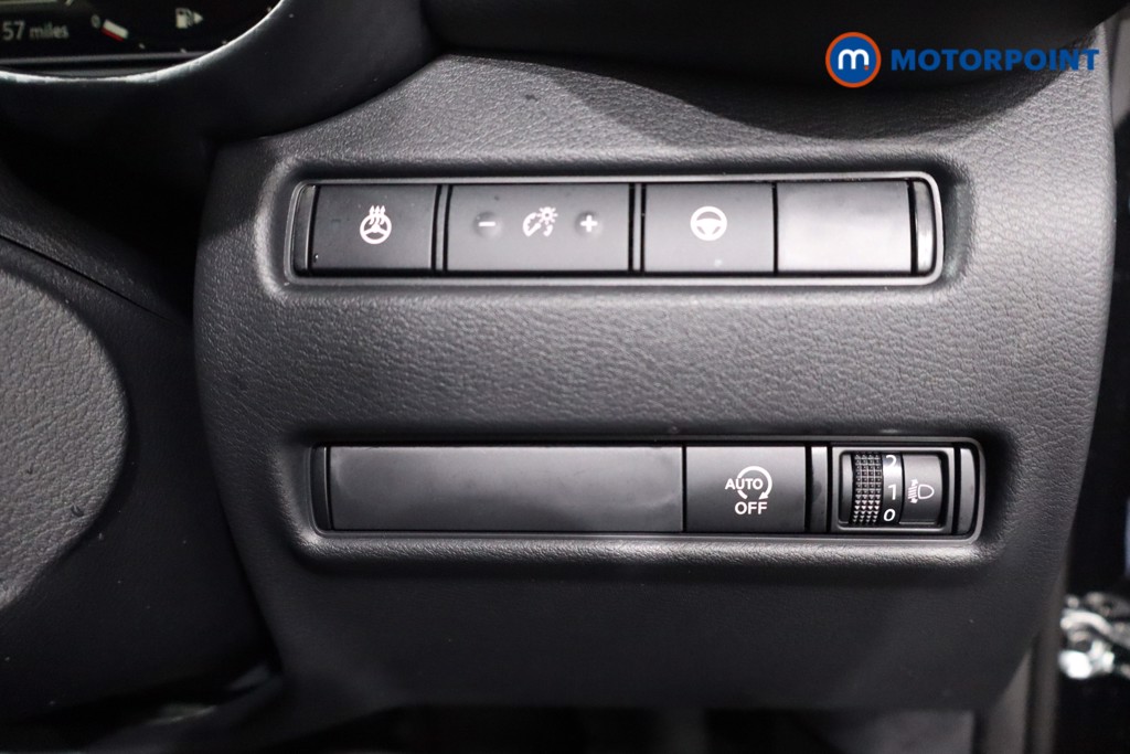 Nissan Juke Tekna Automatic Petrol SUV - Stock Number (1607607) - 17th supplementary image