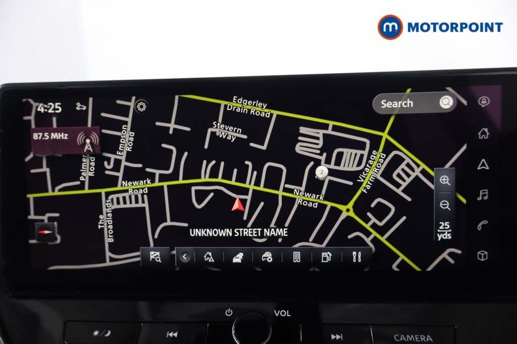 Nissan Juke Tekna Manual Petrol SUV - Stock Number (1607610) - 2nd supplementary image