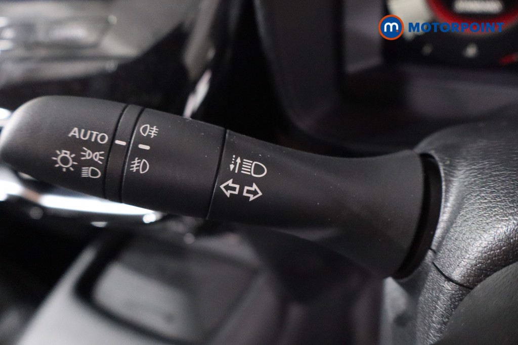 Nissan Juke Tekna Manual Petrol SUV - Stock Number (1607610) - 14th supplementary image