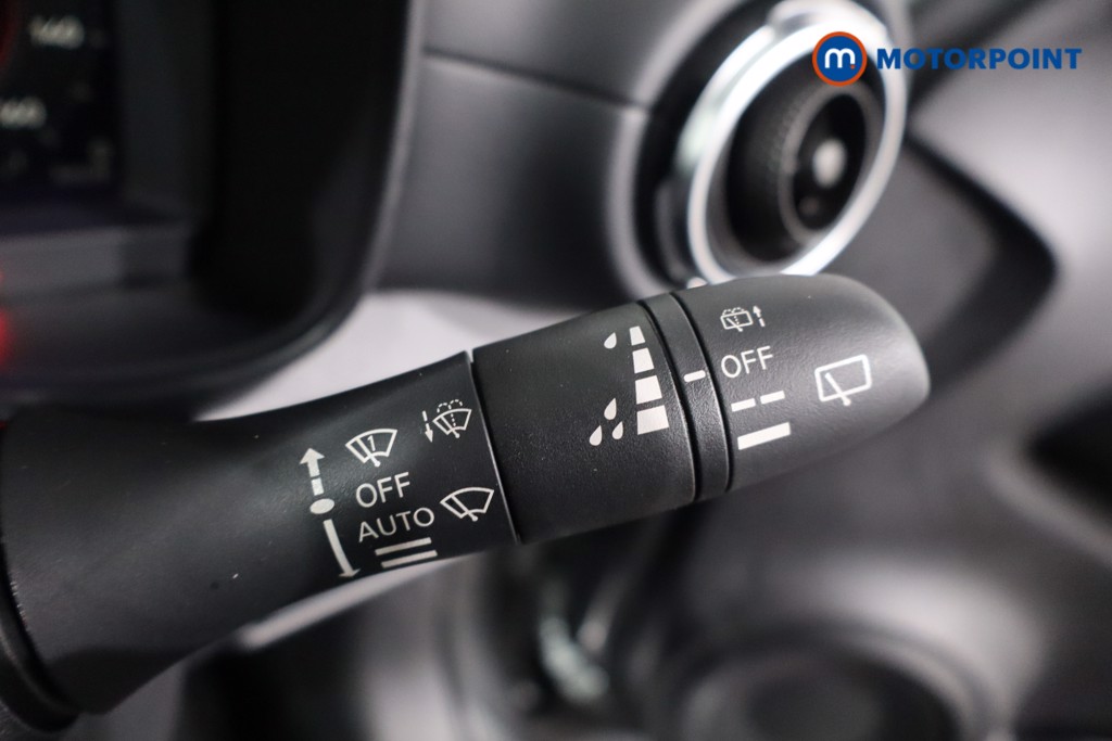 Nissan Juke Tekna Manual Petrol SUV - Stock Number (1607610) - 15th supplementary image