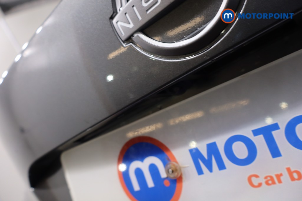 Nissan Juke Tekna Manual Petrol SUV - Stock Number (1607610) - 32nd supplementary image