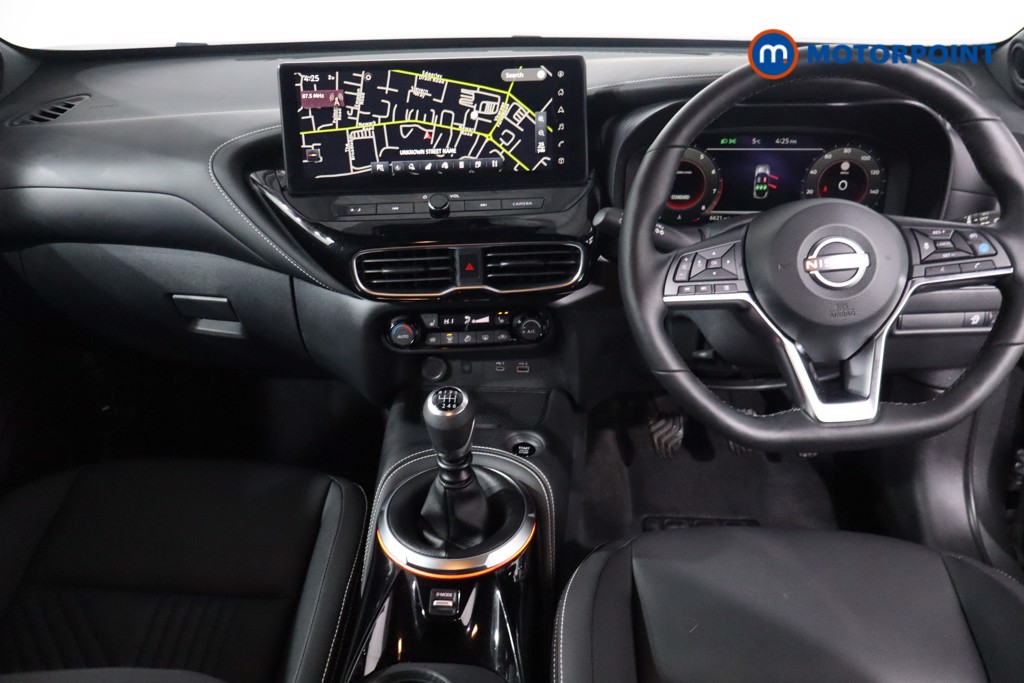 Nissan Juke Tekna Manual Petrol SUV - Stock Number (1607610) - 1st supplementary image