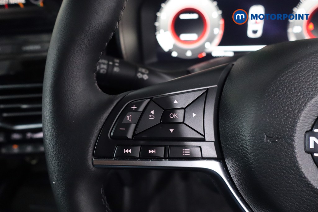 Nissan Juke Tekna Manual Petrol SUV - Stock Number (1607611) - 7th supplementary image