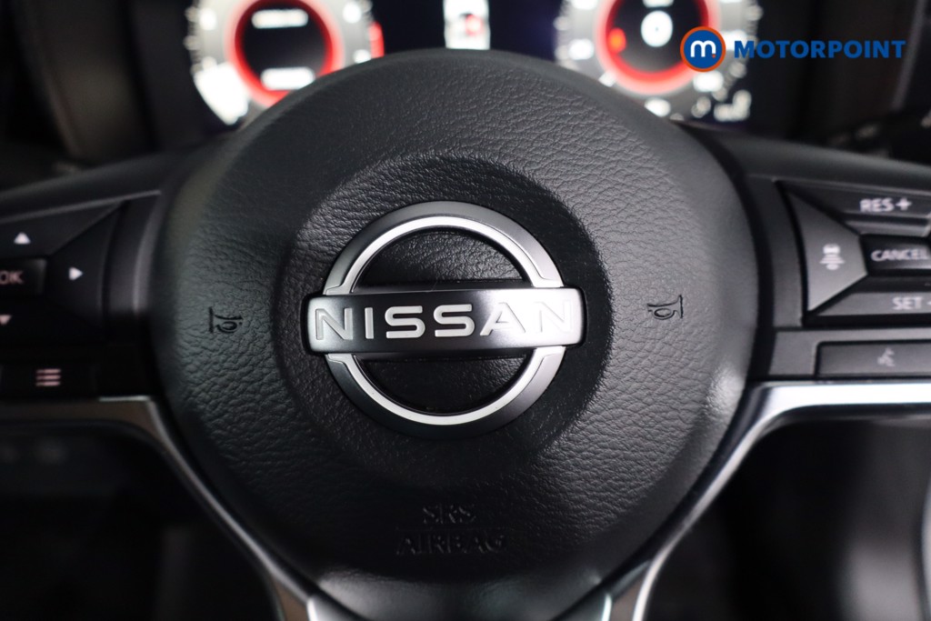 Nissan Juke Tekna Manual Petrol SUV - Stock Number (1607611) - 13th supplementary image