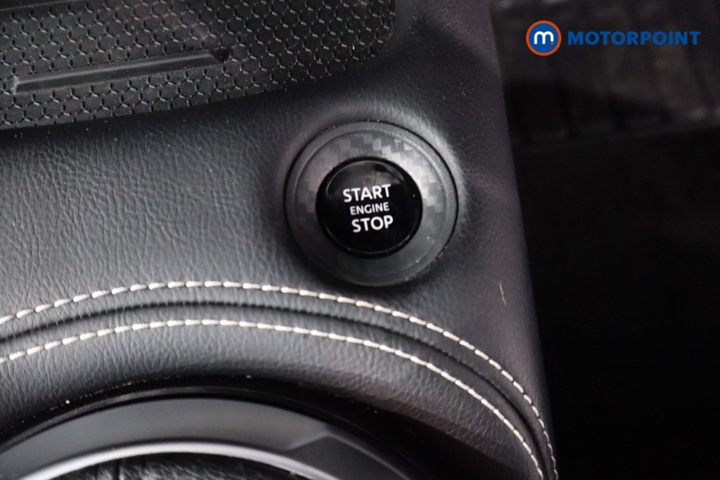 Nissan Juke Tekna Manual Petrol SUV - Stock Number (1607612) - 19th supplementary image