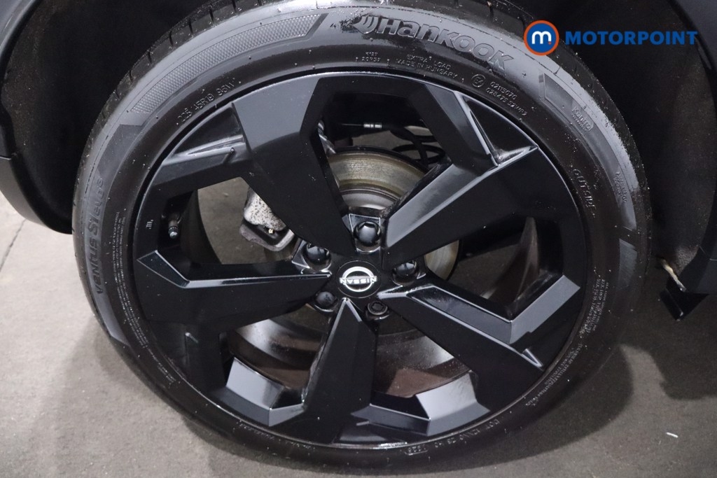 Nissan Juke Tekna Manual Petrol SUV - Stock Number (1607613) - 9th supplementary image