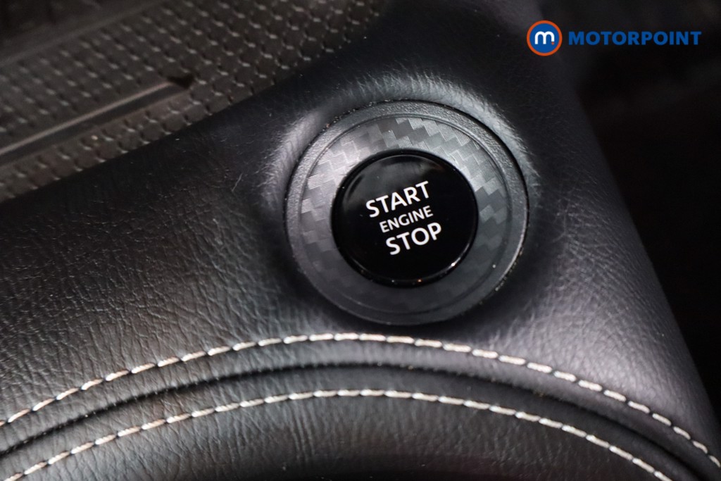 Nissan Juke Tekna Manual Petrol SUV - Stock Number (1607613) - 20th supplementary image