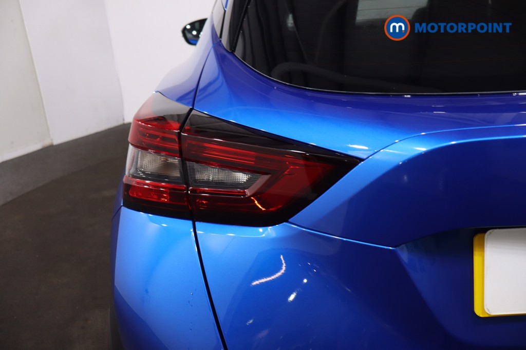 Nissan Juke Tekna Manual Petrol SUV - Stock Number (1607613) - 33rd supplementary image