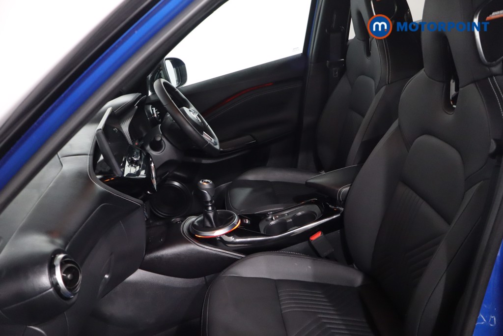 Nissan Juke Tekna Manual Petrol SUV - Stock Number (1607615) - 4th supplementary image