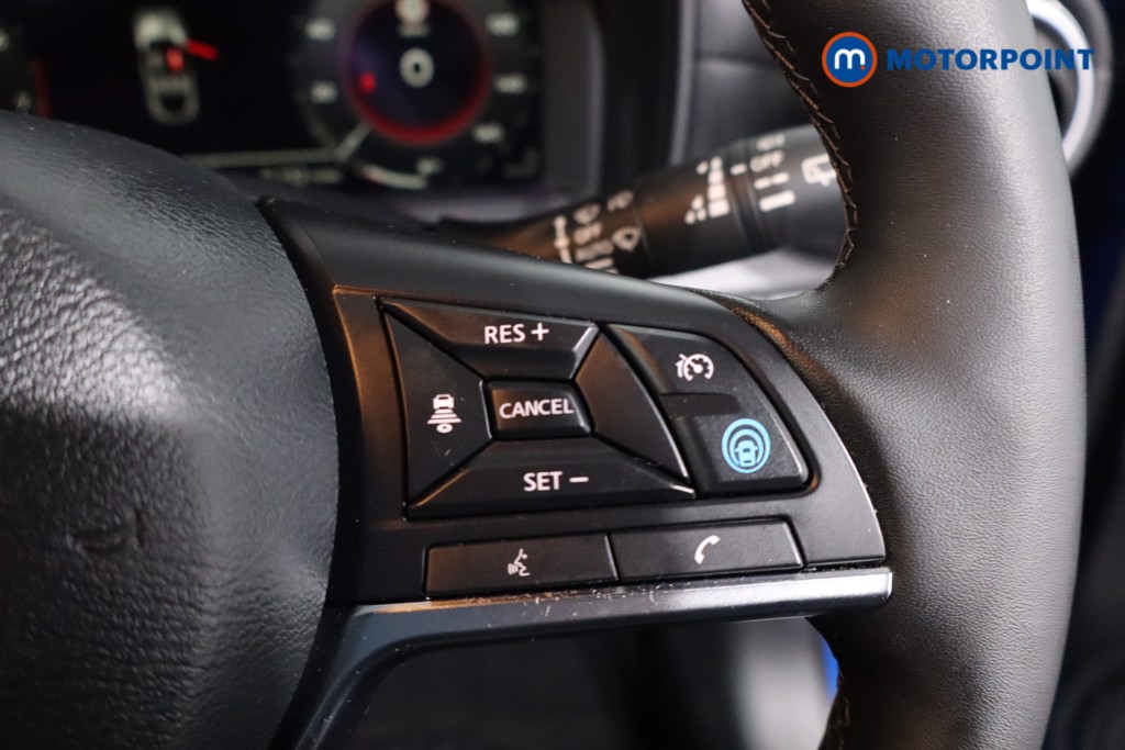 Nissan Juke Tekna Manual Petrol SUV - Stock Number (1607615) - 8th supplementary image