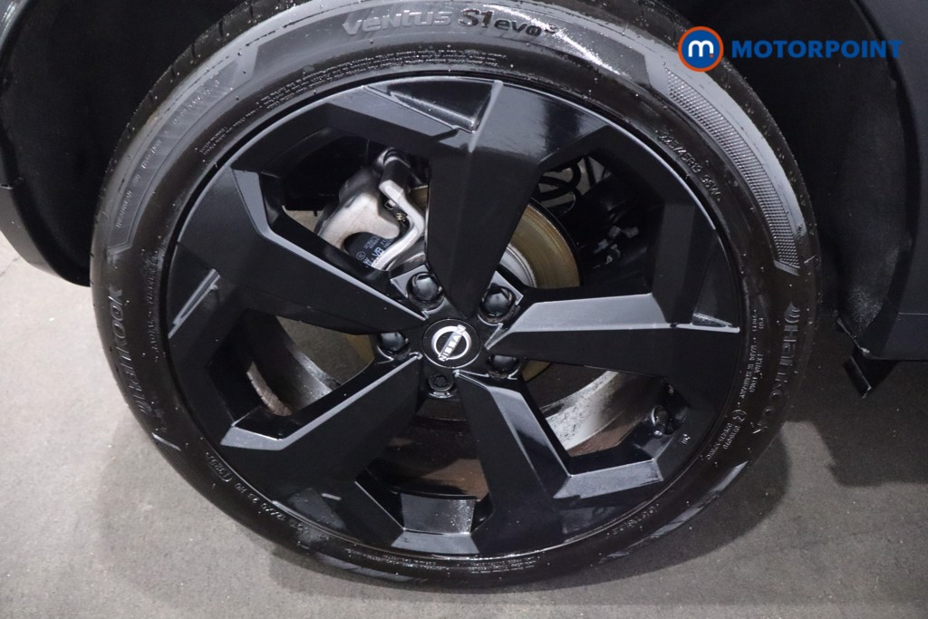 Nissan Juke Tekna Manual Petrol SUV - Stock Number (1607615) - 9th supplementary image