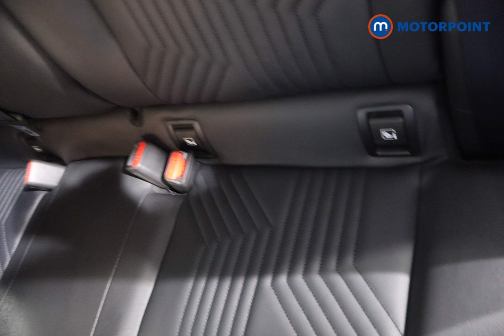 Nissan Juke Tekna Manual Petrol SUV - Stock Number (1607615) - 23rd supplementary image