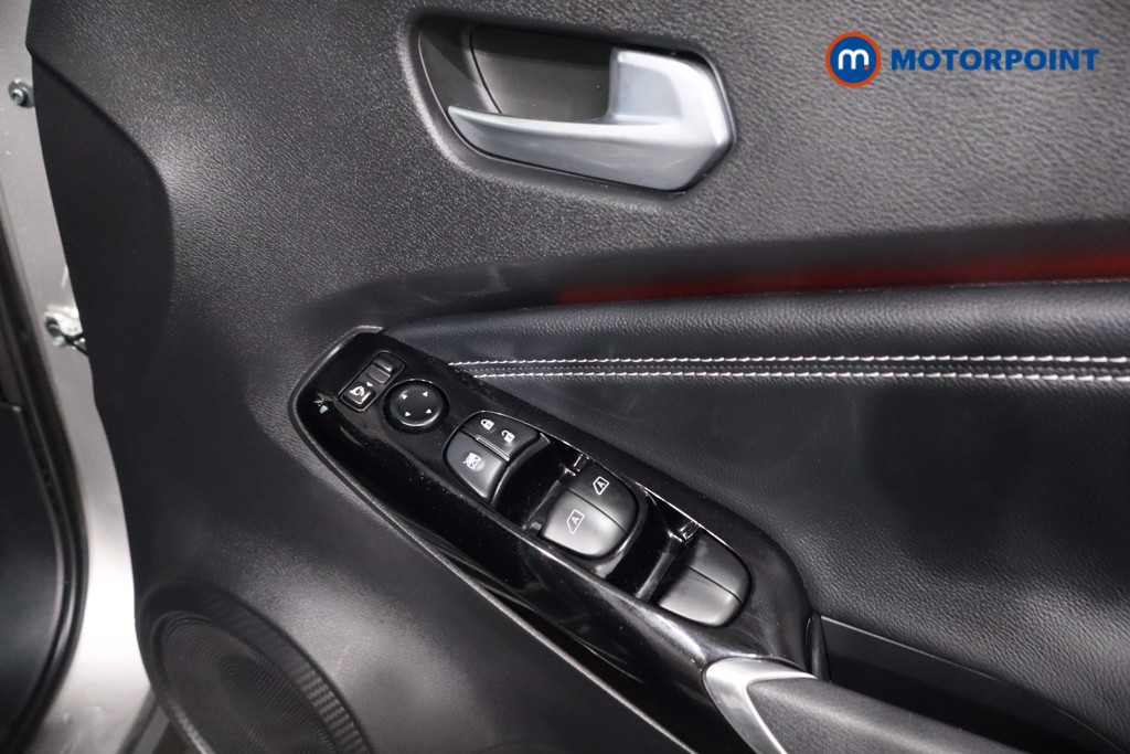 Nissan Juke Tekna Manual Petrol SUV - Stock Number (1607616) - 23rd supplementary image