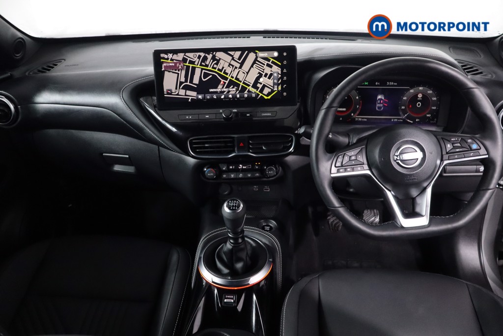 Nissan Juke Tekna Manual Petrol SUV - Stock Number (1607616) - 1st supplementary image